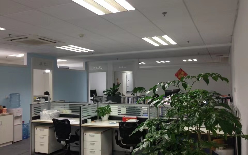 Chongqing Yabaixiong Electronic Commerce Co., Ltd.