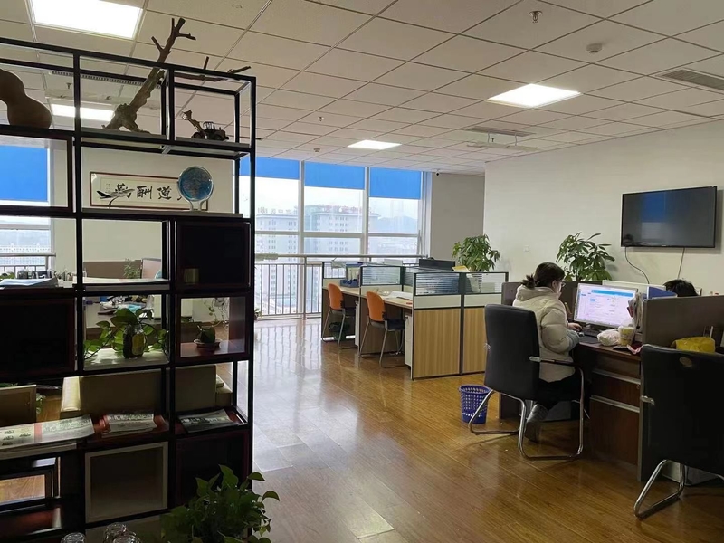 Chongqing Yabaixiong Electronic Commerce Co., Ltd.